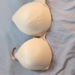 Women's Size 36D Unbranded Cream Padded Pushup Bra with Underwire